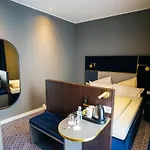 Hotel Am Schloss Biebrich Wiesbaden