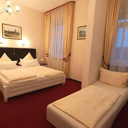 Hotel Am Schloss Biebrich Wiesbaden