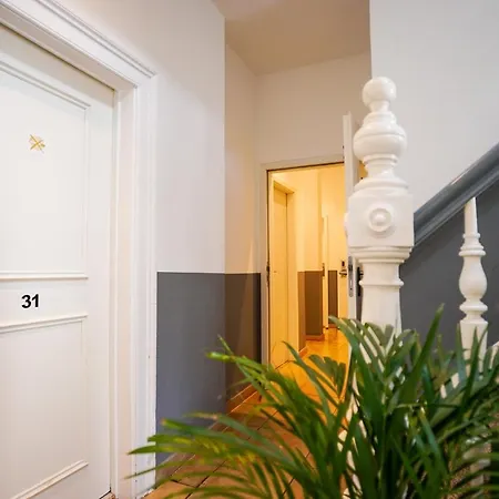 Am Schloss Biebrich 3* فيسبادن