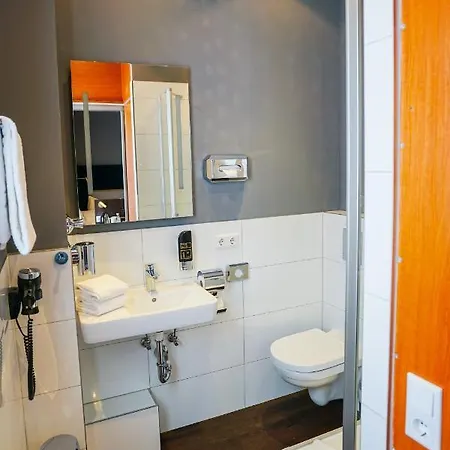 Am Schloss Biebrich Wiesbaden