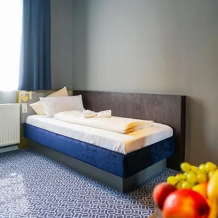 Am Schloss Biebrich فندق فيسبادن