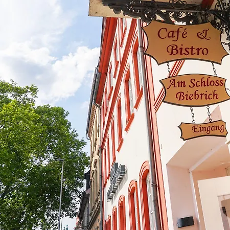فندق Am Schloss Biebrich 3*