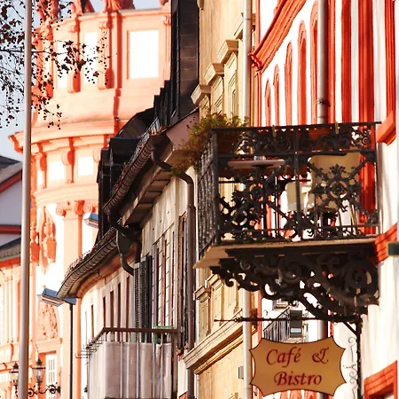 Hotel Am Schloss Biebrich