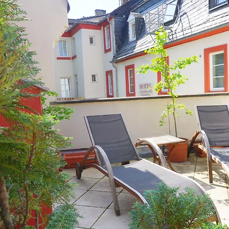 Hotel Am Schloss Biebrich 3*