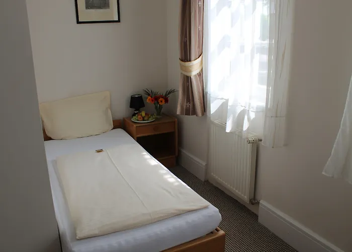 ホテル アム シュロス ビーブリッヒ ヴィースバーデン