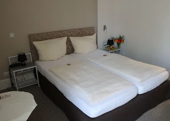 Hotel Am Schloss Biebrich Wiesbaden