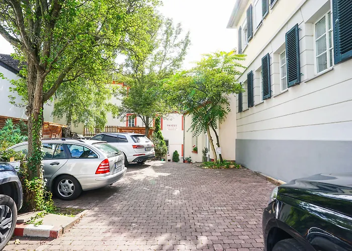 ホテル アム シュロス ビーブリッヒ ヴィースバーデン