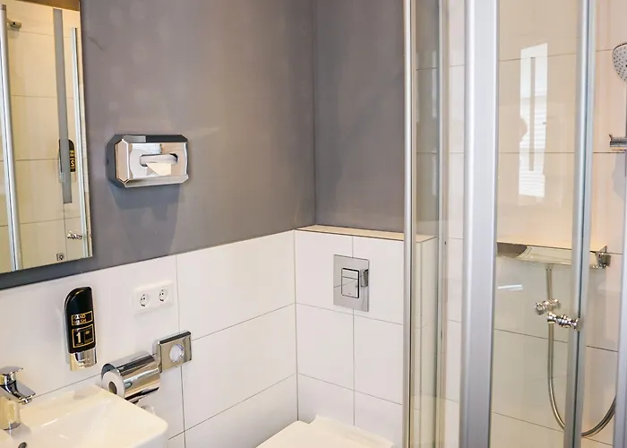 アム シュロス ビーブリッヒ ホテル ヴィースバーデン